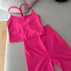 Beyond Yoga Electric Pink Spacedye Cropped Tank & Biker Shorts Set